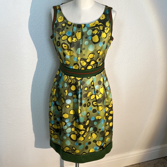 Contemporary multi colored dress with matching short sweater. - Picture 3 of 7